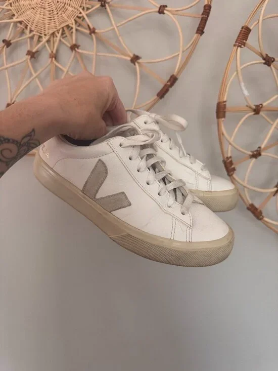 Veja Campo Sneaker Women US 6 EU 37 Extra White Natural Suede Chrome Free Leathe - Picture 2 of 8